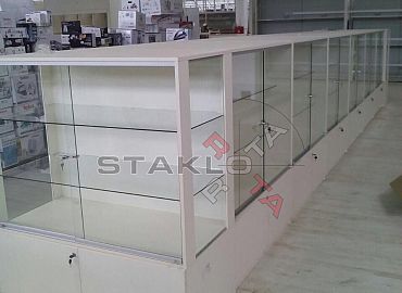 Izložbene staklene vitrine 9 Izložbene staklene vitrine 9